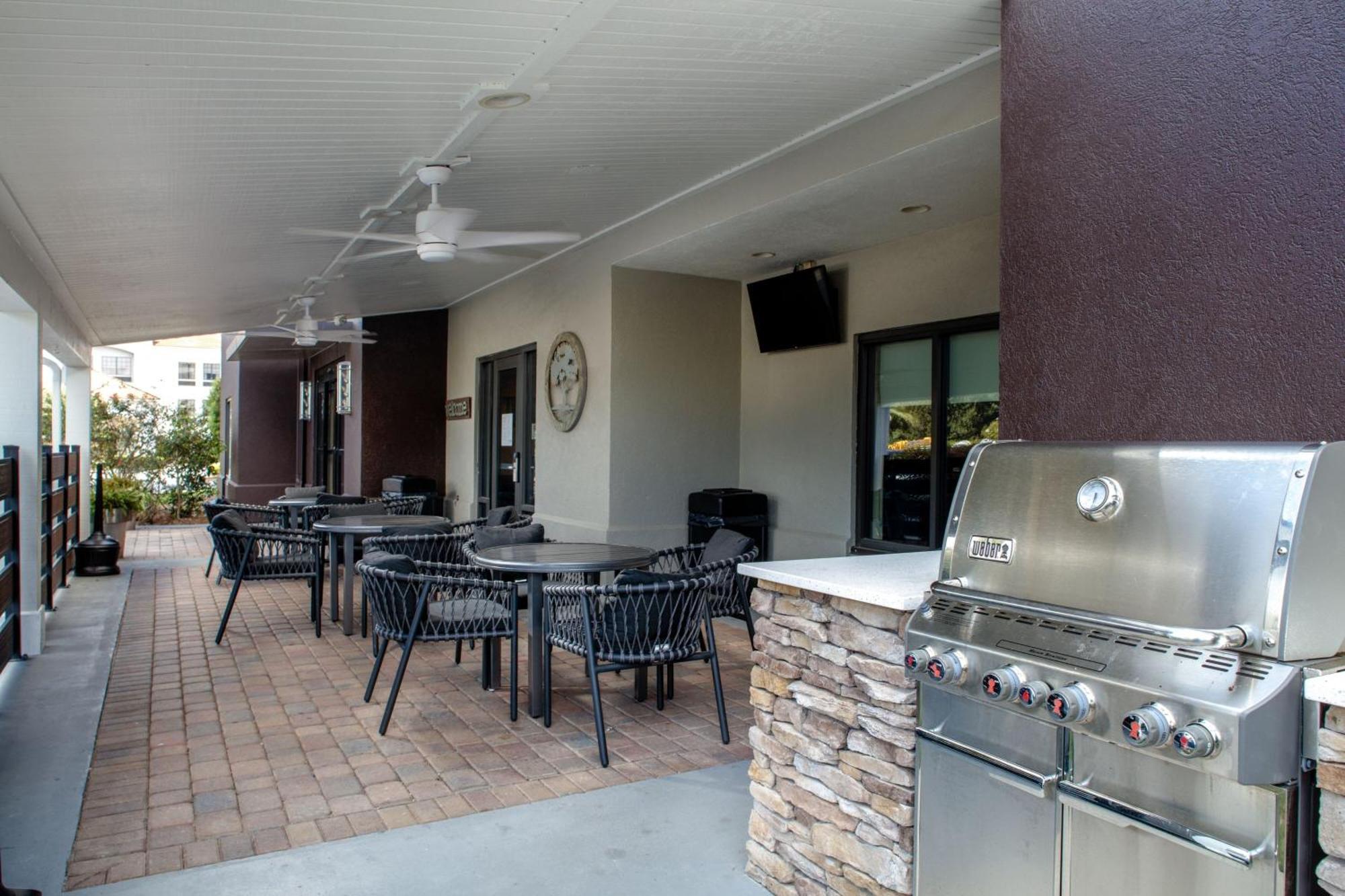 Towneplace Suites By Marriott Savannah Airport Exterior photo